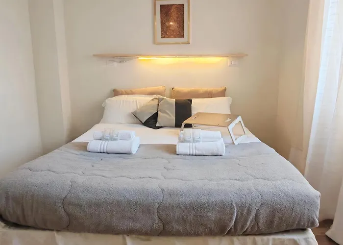 Apartament Brightful With Balcony, Airc At Teano Subway *